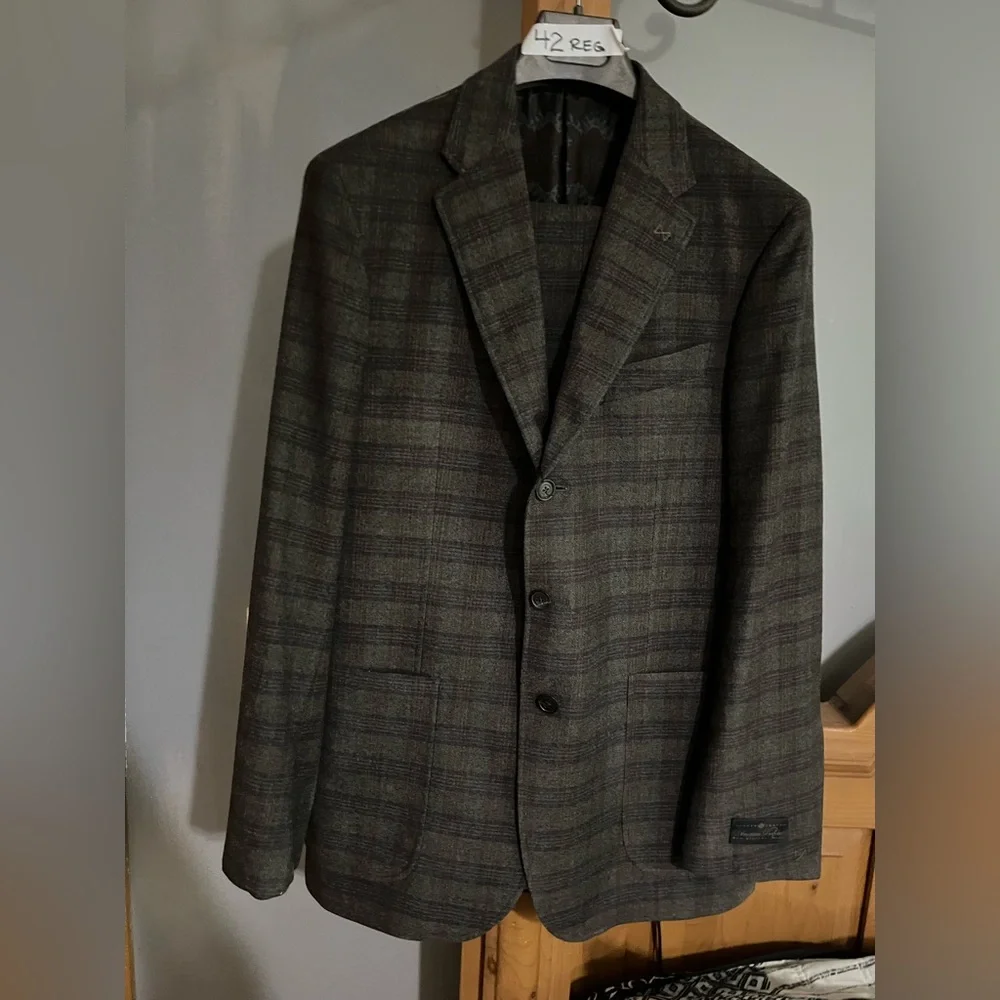 Joseph Abboud sophisticated joseph